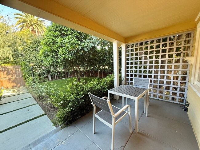 property at 901 N Orange Grove Ave