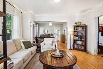 1709 Fillmore St NE in Minneapolis, MN - Building Photo - Building Photo