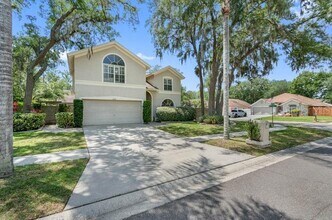 2301 Millcreek Ct in Valrico, FL - Building Photo - Building Photo