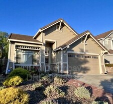 1465 Wedgewood Ct in Fairfield, CA - Building Photo