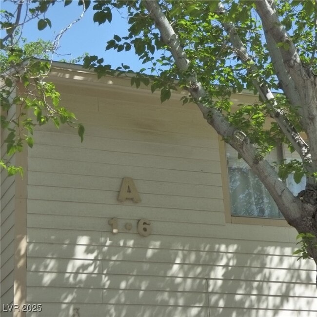4770 S Topaz St in Las Vegas, NV - Building Photo - Building Photo