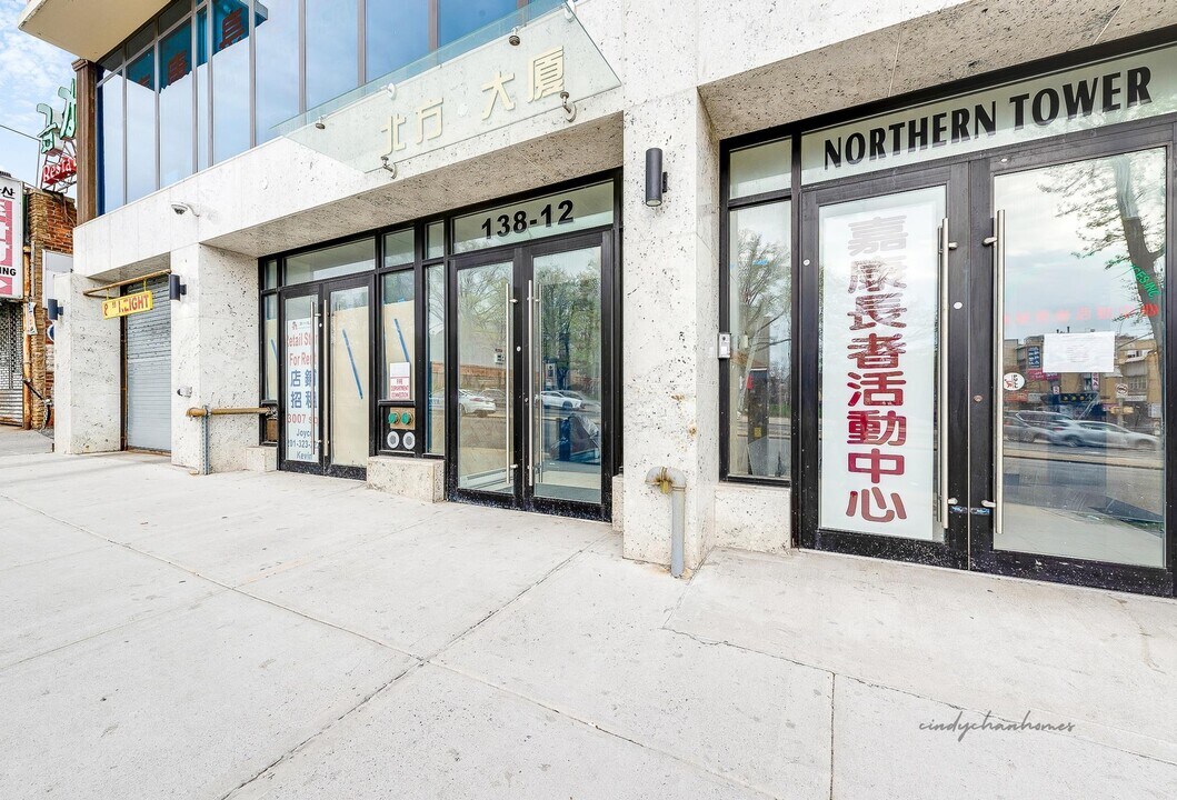 138-12 Northern Blvd in Queens, NY - Building Photo