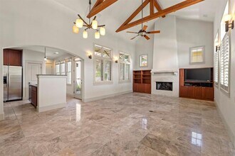 3810 Ridgelea Dr in Austin, TX - Building Photo - Building Photo