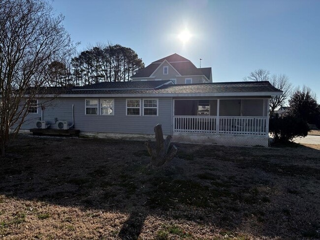 property at 39092 Mumford St