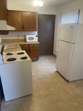 3731 Normandy Ave, Unit 2 in Rockford, IL - Building Photo - Building Photo
