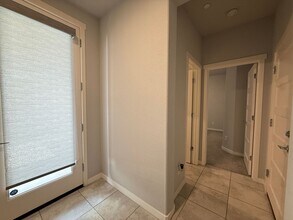 4224 Ocean Ln in Elk Grove, CA - Building Photo - Building Photo