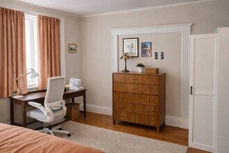96 Winthrop Rd in Brookline, MA - Building Photo - Building Photo