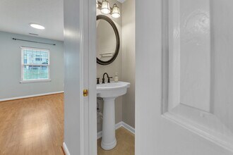 3349 Tarleton W in Durham, NC - Building Photo - Building Photo