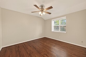 5211 Hummingbird St in Houston, TX - Building Photo - Building Photo