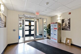 333-122 22 Ave SW in Calgary, AB - Building Photo - Building Photo