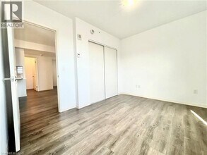 220 Cannon St E in Hamilton, ON - Building Photo - Building Photo