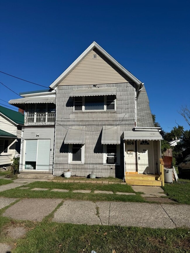 property at 614 E 22nd St