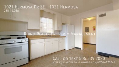1021 Hermosa Dr SE in Albuquerque, NM - Building Photo - Building Photo