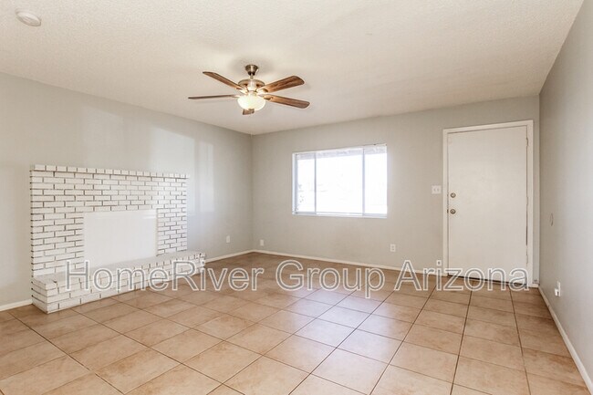 4147 W Loma Ln in Phoenix, AZ - Building Photo - Building Photo