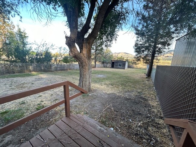 4305 Frieda Ave in Klamath Falls, OR - Building Photo - Building Photo