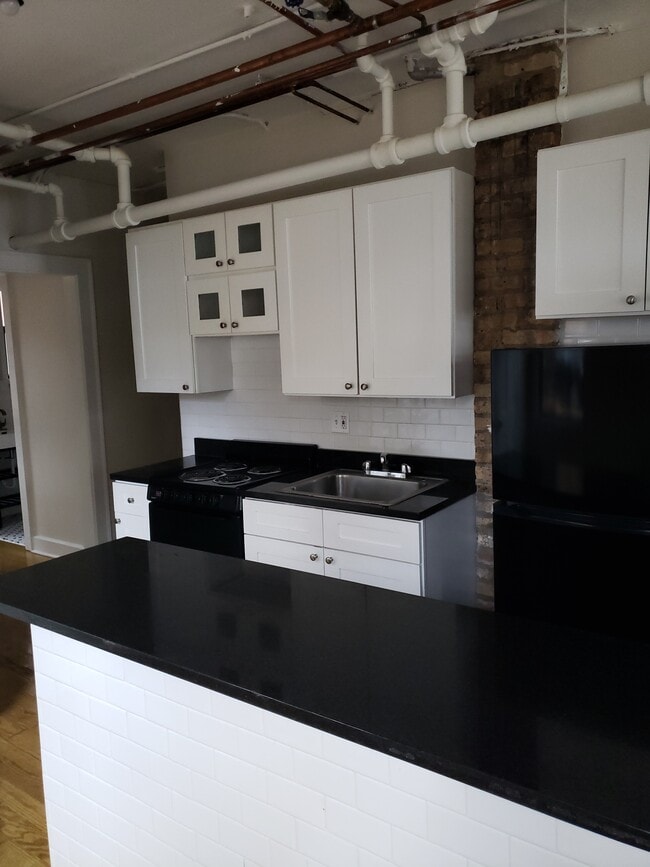 4833 N Talman Ave, Unit G in Chicago, IL - Foto de edificio - Building Photo