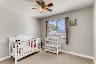 29W365 Crabtree Ln in Warrenville, IL - Foto de edificio - Building Photo