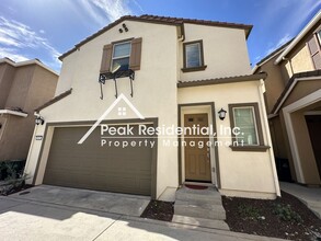 8926 Upbeat Wy in Elk Grove, CA - Building Photo - Building Photo