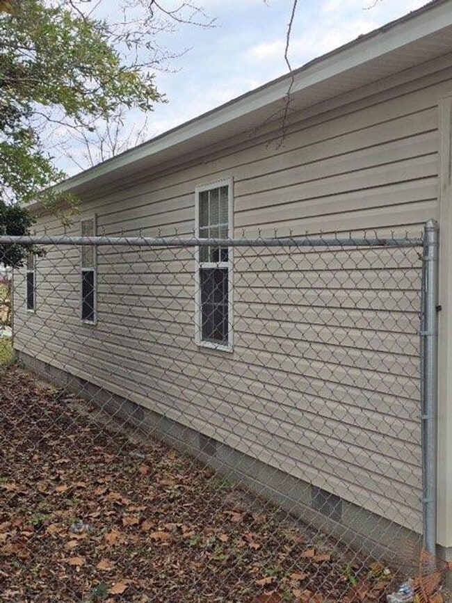 603 Cardwell St in Elizabeth City, NC - Building Photo - Building Photo