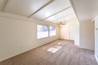 The Forum Apartments in Mt. Pleasant, MI - Building Photo - Interior Photo