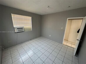 4210 SW 25th St in West Park, FL - Building Photo - Building Photo