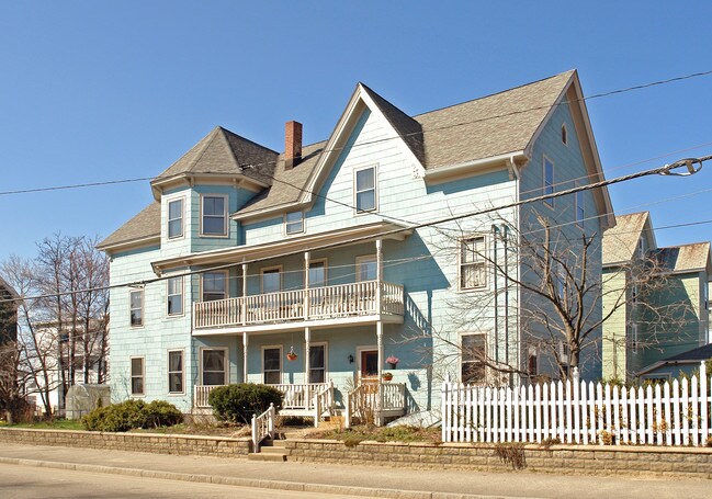 214 Bell St in Manchester, NH - Building Photo - Building Photo