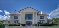 1060 S Ocean Blvd in Delray Beach, FL - Building Photo - Building Photo