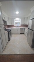 277 McClellan St in Bronx, NY - Building Photo