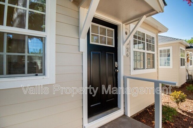 526 19th St NE in Salem, OR - Building Photo - Building Photo
