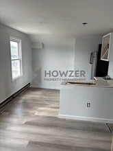 24 Crocker St, Unit C in Barnstable, MA - Building Photo - Building Photo
