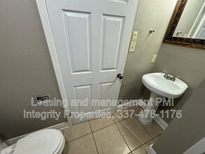206 Elks Cove in Lafayette, LA - Foto de edificio - Building Photo