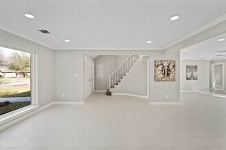 10811 Tupper Lake Dr in Houston, TX - Building Photo - Building Photo