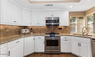608 Allegro Ct in Simi Valley, CA - Building Photo - Building Photo