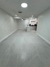 10245 SW 37th Terrace in Miami, FL - Building Photo - Building Photo