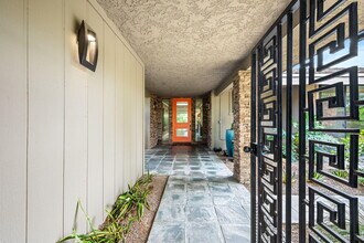 77 Colgate Dr in Rancho Mirage, CA - Building Photo - Building Photo