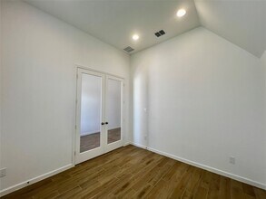 10931 Spring Wind Dr in Missouri City, TX - Building Photo - Building Photo