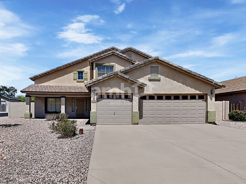 4242 E Patrick St in Gilbert, AZ - Building Photo