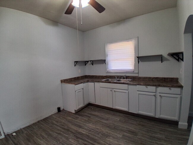 17 Virginia Dr in Danville, IL - Building Photo - Building Photo