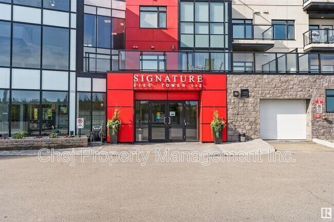 5151 Windermere Blvd in Edmonton, AB - Building Photo - Building Photo