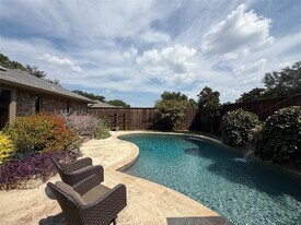 2328 Brennan Dr in Plano, TX - Building Photo