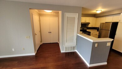 12283 Carmel Vista Rd in San Diego, CA - Building Photo - Building Photo