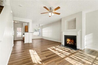 2559 Walden Lake Dr in Decatur, GA - Building Photo - Building Photo