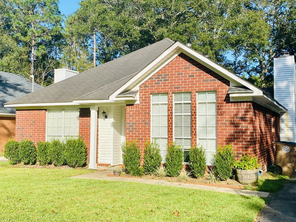 1059 Louise Ave in Mobile, AL - Foto de edificio