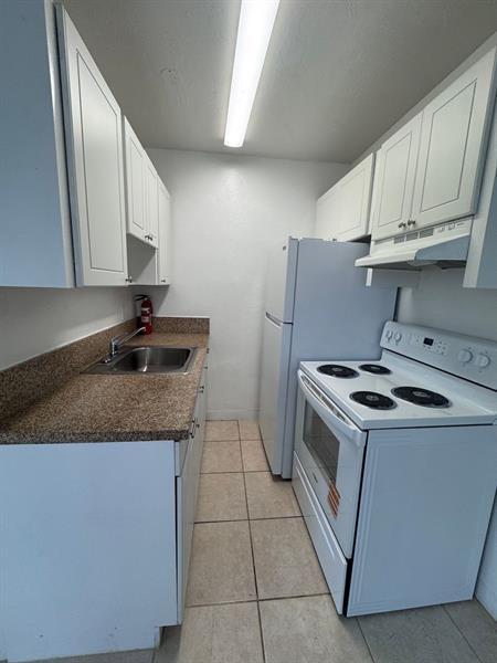 3871 SW 12th Pl in Fort Lauderdale, FL - Building Photo
