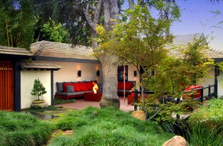 2005 N Sycamore Ave in Los Angeles, CA - Building Photo