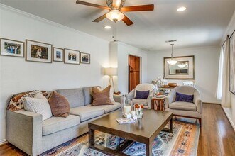 3732 Seguin Dr in Dallas, TX - Building Photo - Building Photo