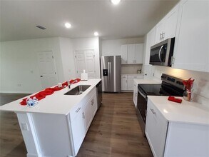 3727 King Hill Dr in Haines City, FL - Building Photo - Building Photo