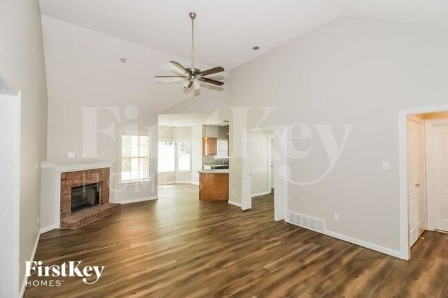 573 Wesley Woods Dr in Memphis, TN - Building Photo - Building Photo
