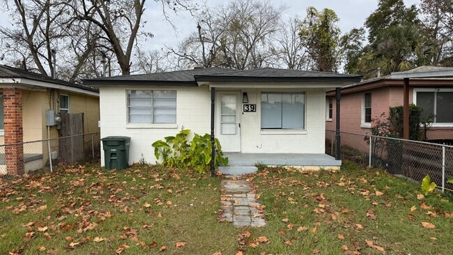 property at 39 Lissner Ave