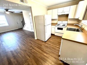 250 Nixon Rd in Belmont, NC - Foto de edificio - Building Photo